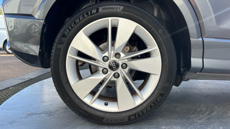 Audi Q2 35 TFSI S Line 5dr S Tronic Petrol Estate - Image 7