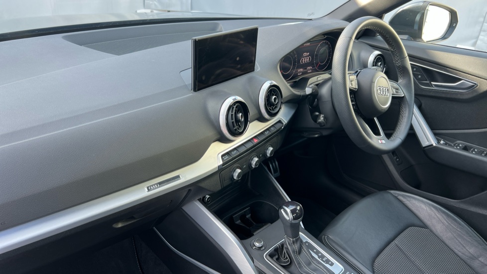 Audi Q2 35 TFSI S Line 5dr S Tronic Petrol Estate - Image 9