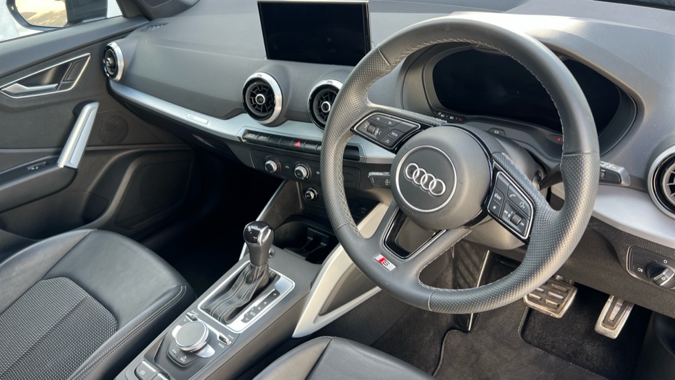 Audi Q2 35 TFSI S Line 5dr S Tronic Petrol Estate - Image 11