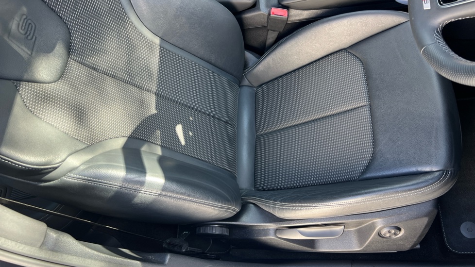 Audi Q2 35 TFSI S Line 5dr S Tronic Petrol Estate - Image 35