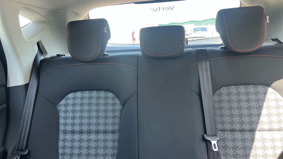 MG ZS 1.5 VTi-TECH Excite 5dr Petrol Hatchback - Image 15