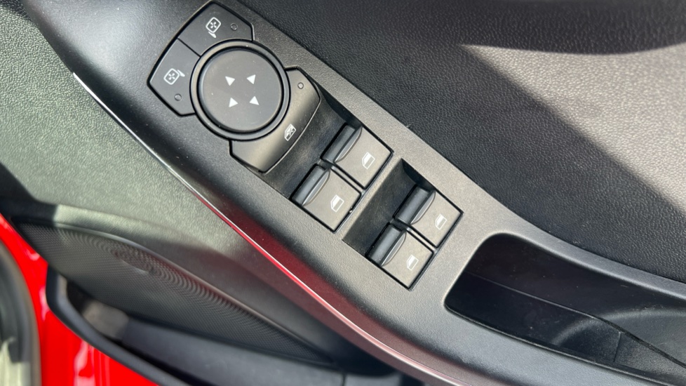 Ford Fiesta 1.0 EcoBoost Titanium 5dr Petrol Hatchback - Image 37