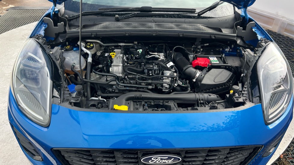 Ford Puma 1.0 EcoBoost Hybrid mHEV Titanium 5dr Petrol Hatchback - Image 8
