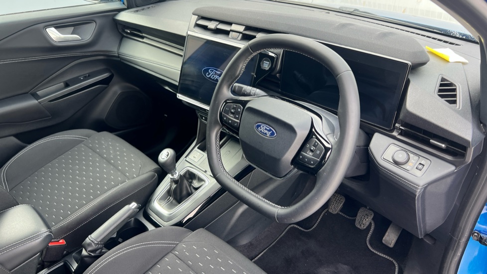 Ford Puma 1.0 EcoBoost Hybrid mHEV Titanium 5dr Petrol Hatchback - Image 11