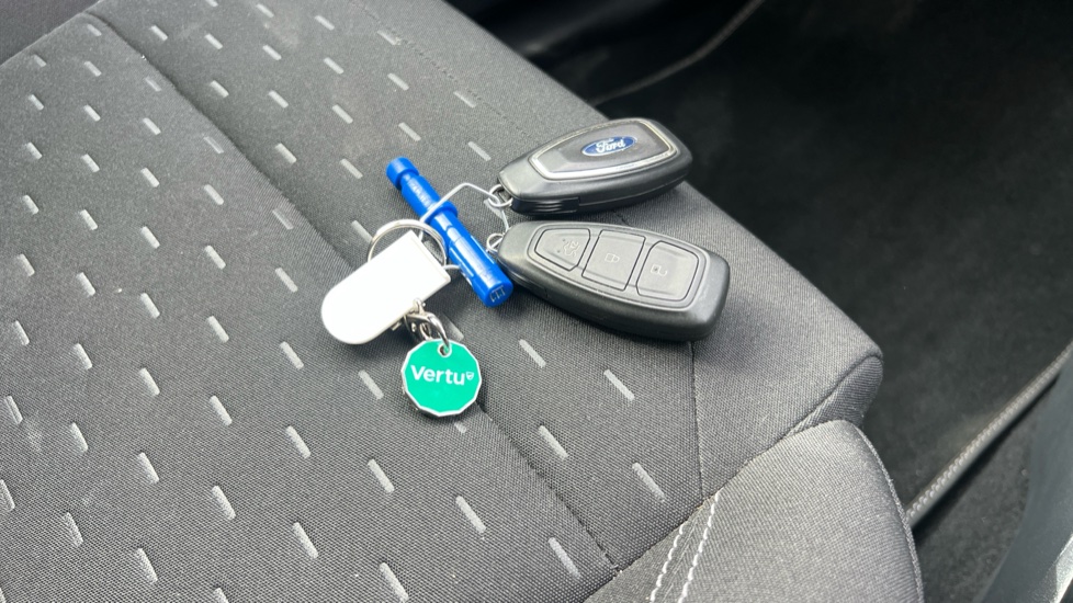Ford Puma 1.0 EcoBoost Hybrid mHEV Titanium 5dr Petrol Hatchback - Image 20