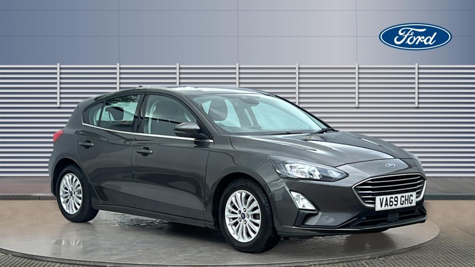 Ford Focus 1.0 EcoBoost 125 Titanium 5dr Petrol Hatchback - Image 1