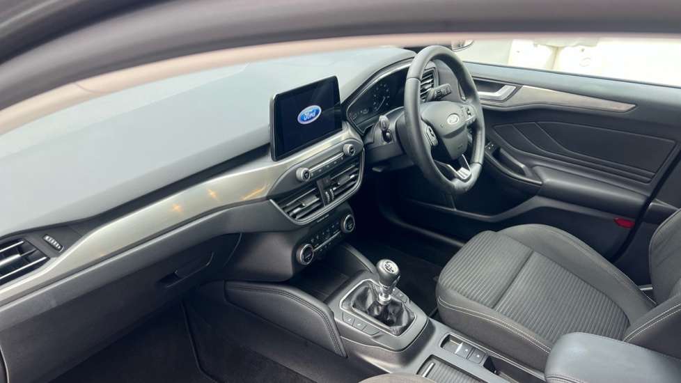 Ford Focus 1.0 EcoBoost 125 Titanium 5dr Petrol Hatchback - Image 9