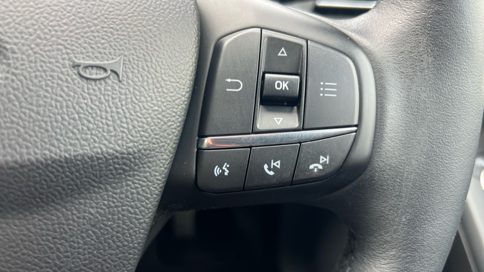 Ford Focus 1.0 EcoBoost 125 Titanium 5dr Petrol Hatchback - Image 36