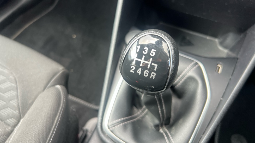 Ford Fiesta 1.0 EcoBoost Titanium 5dr Petrol Hatchback - Image 13