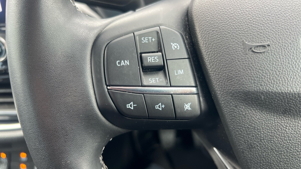 Ford Fiesta 1.0 EcoBoost Titanium 5dr Petrol Hatchback - Image 31