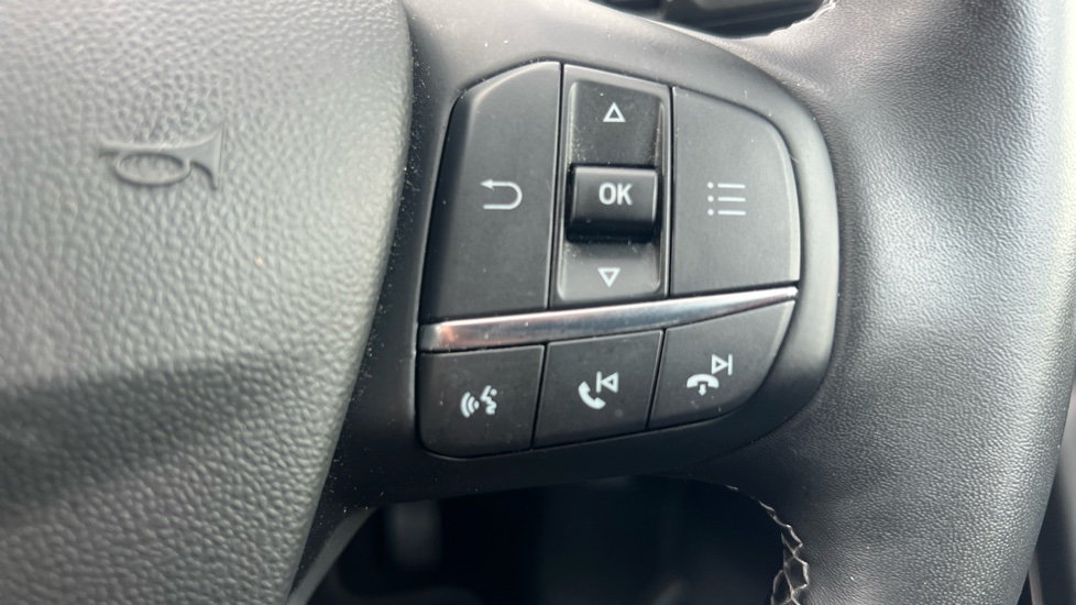 Ford Fiesta 1.0 EcoBoost Titanium 5dr Petrol Hatchback - Image 32