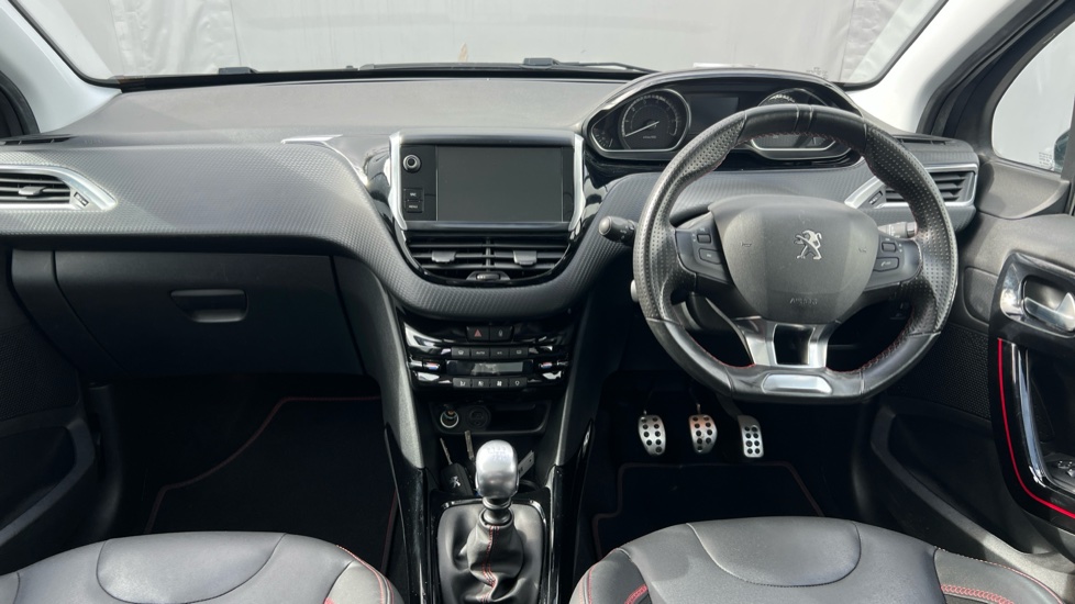 Peugeot 2008 1.2 PureTech 130 GT Line 5dr Petrol Estate - Image 10