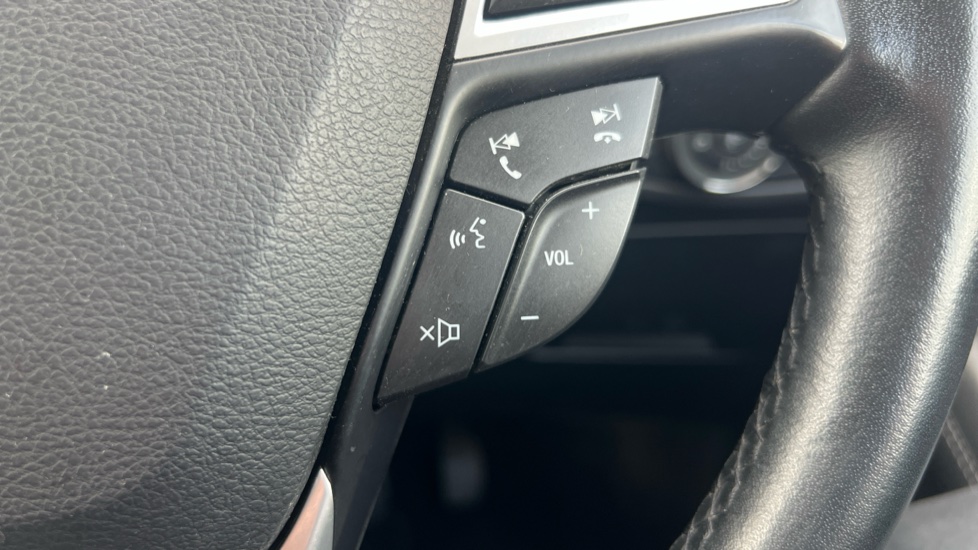 Ford S-MAX 2.0 EcoBlue Titanium 5dr Diesel Estate - Image 38