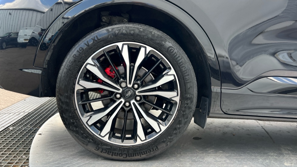 Ford Kuga 2.5 FHEV ST-Line X Edition 5dr CVT Hybrid Estate - Image 7