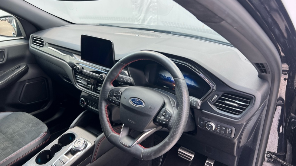 Ford Kuga 2.5 FHEV ST-Line X Edition 5dr CVT Hybrid Estate - Image 11
