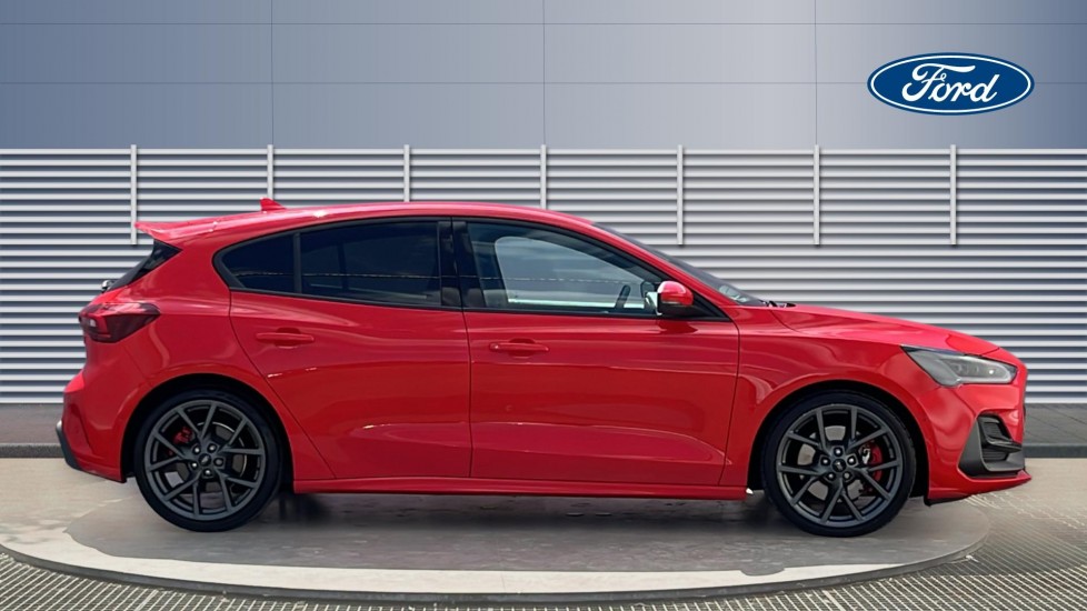 Ford Focus ST 2.3 EcoBoost ST 5dr Petrol Hatchback - Image 5