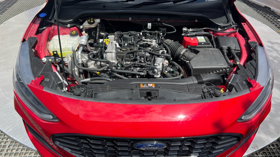 Ford Focus 1.0 EcoBoost Hybrid mHEV ST-Line X 5dr Petrol Hatchback - Image 8