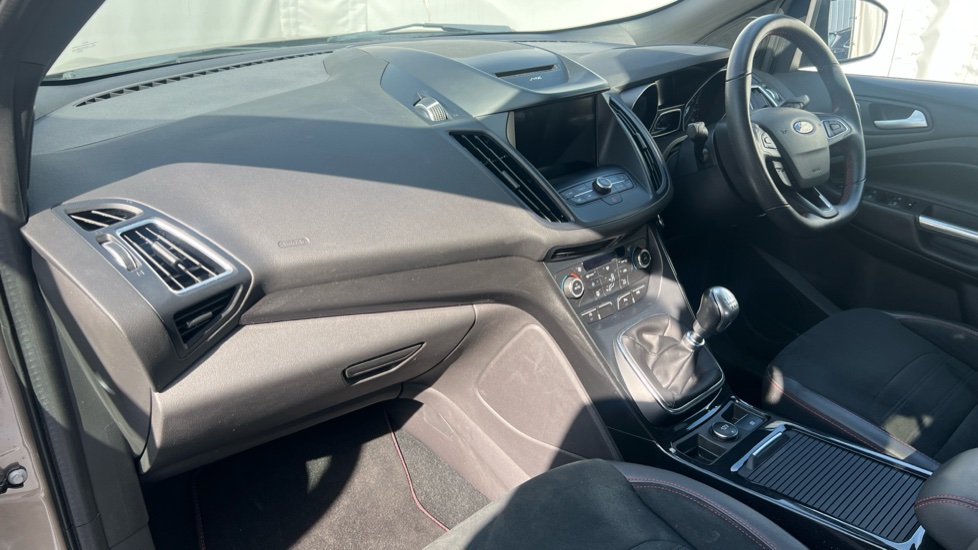 Ford Kuga 1.5 TDCi ST-Line 5dr 2WD Diesel Estate - Image 9