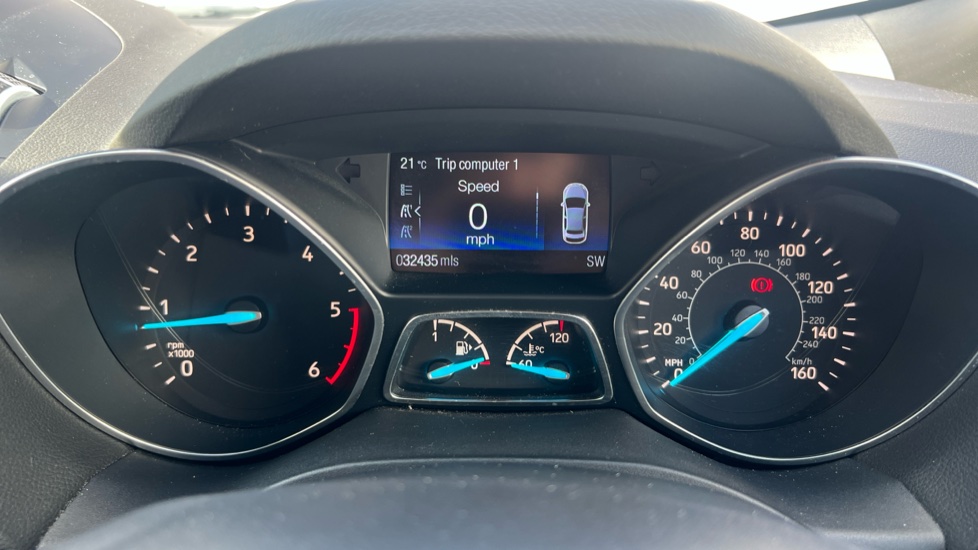 Ford Kuga 1.5 TDCi ST-Line 5dr 2WD Diesel Estate - Image 18