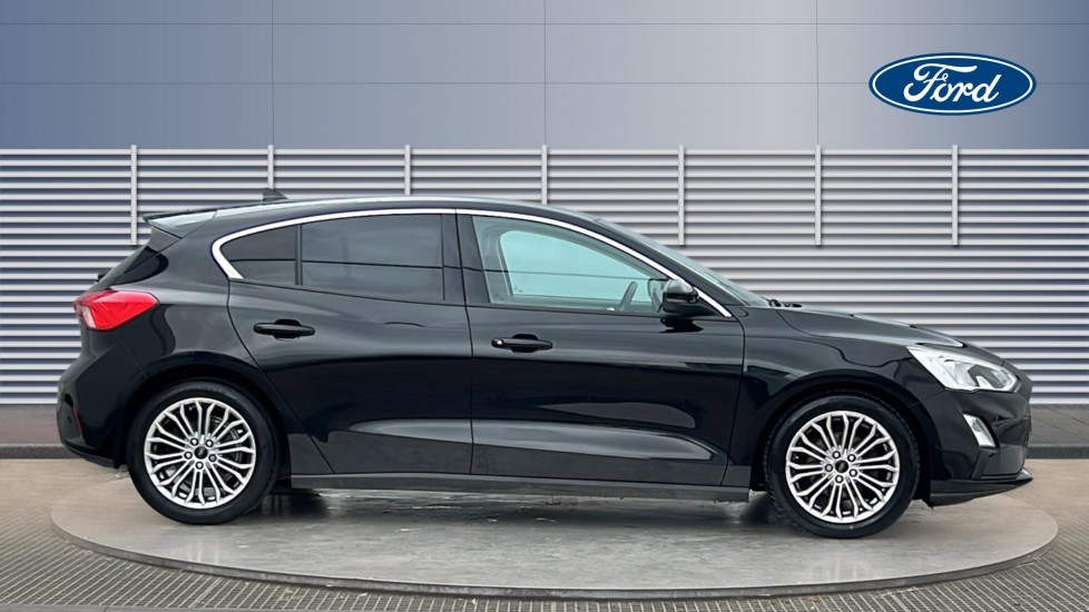 Ford Focus 1.0 EcoBoost 125 Titanium X 5dr Petrol Hatchback - Image 5