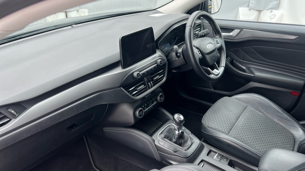 Ford Focus 1.0 EcoBoost 125 Titanium X 5dr Petrol Hatchback - Image 9