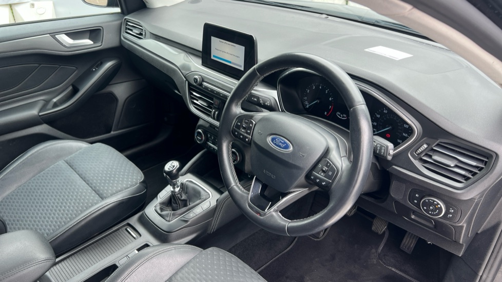 Ford Focus 1.0 EcoBoost 125 Titanium X 5dr Petrol Hatchback - Image 11