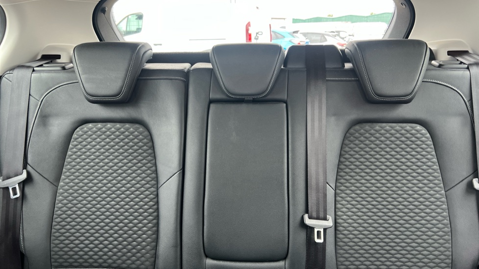 Ford Focus 1.0 EcoBoost 125 Titanium X 5dr Petrol Hatchback - Image 15