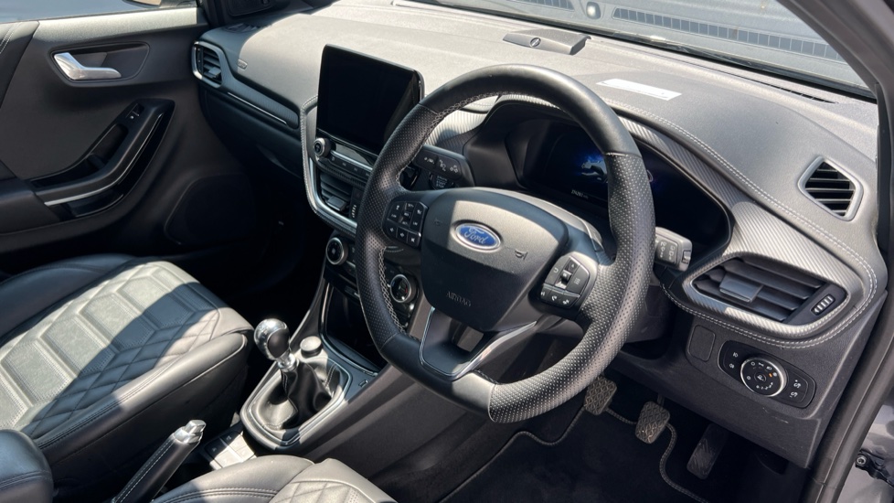 Ford Puma 1.0 EcoBoost Hybrid mHEV 155 ST-Line Vignale 5dr Petrol Hatchback - Image 11