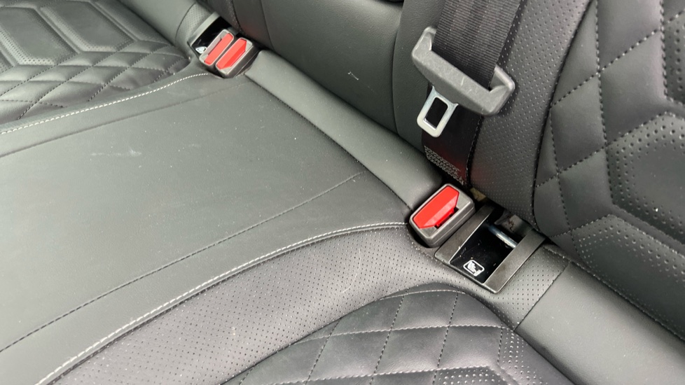 Ford Focus 1.0 EcoBoost Hybrid mHEV Titanium X 5dr Petrol Hatchback - Image 17