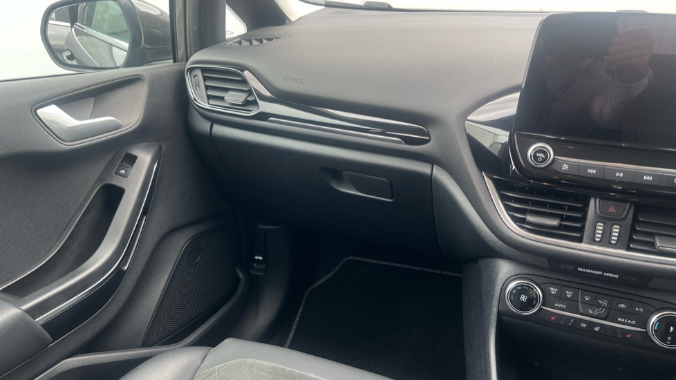 Ford Fiesta 1.0 EcoBoost Hbd mHEV 125 Titanium X 5dr Petrol Hatchback - Image 14