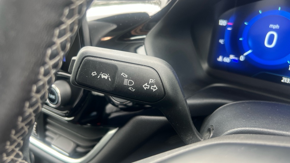 Ford Fiesta 1.0 EcoBoost Hbd mHEV 125 Titanium X 5dr Petrol Hatchback - Image 25
