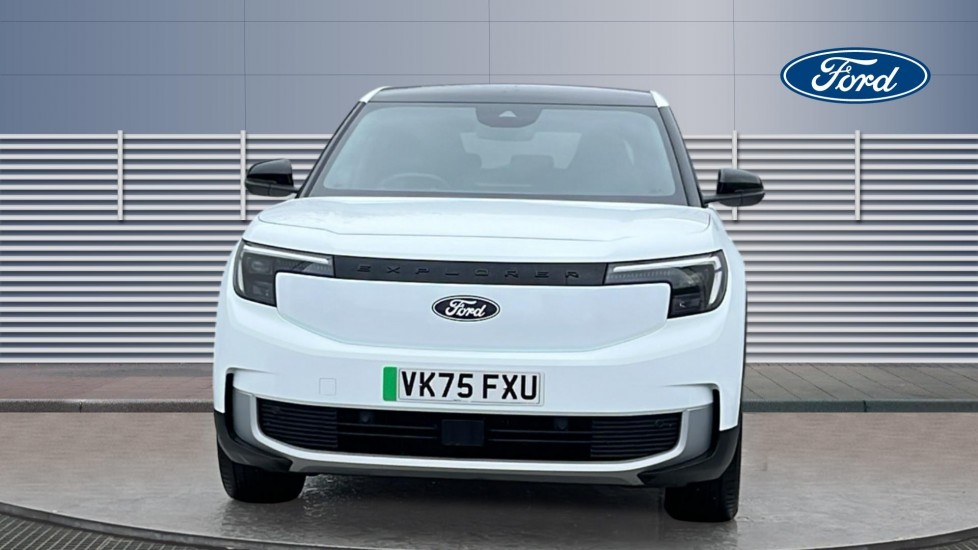 Ford Explorer 210kW Premium 77kWh 5dr Auto Electric Estate - Image 3