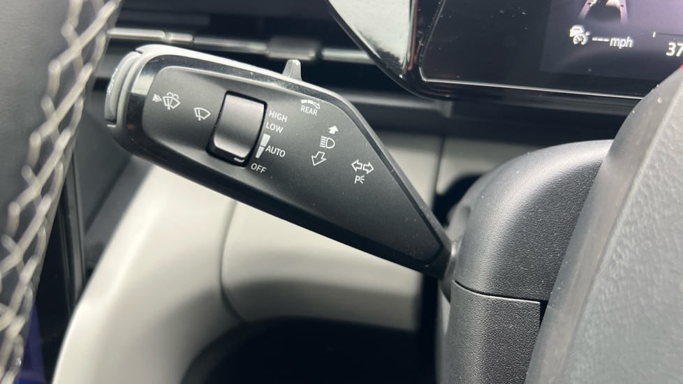 Ford Explorer 210kW Premium 77kWh 5dr Auto Electric Estate - Image 35