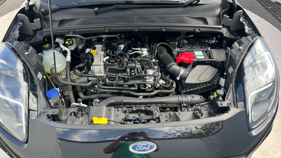 Ford Puma 1.0 EcoBoost Hybrid mHEV 155 ST-Line Vignale 5dr Petrol Hatchback - Image 8