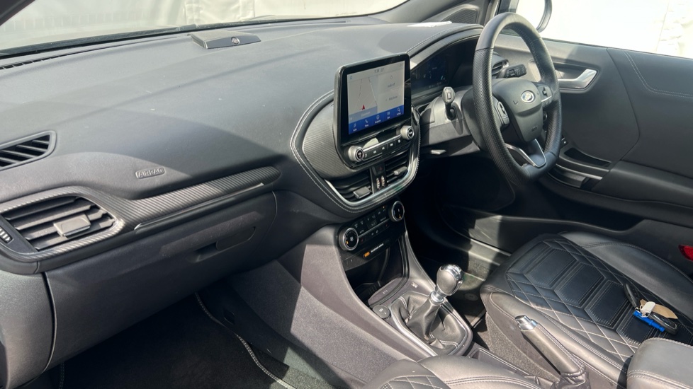 Ford Puma 1.0 EcoBoost Hybrid mHEV 155 ST-Line Vignale 5dr Petrol Hatchback - Image 9