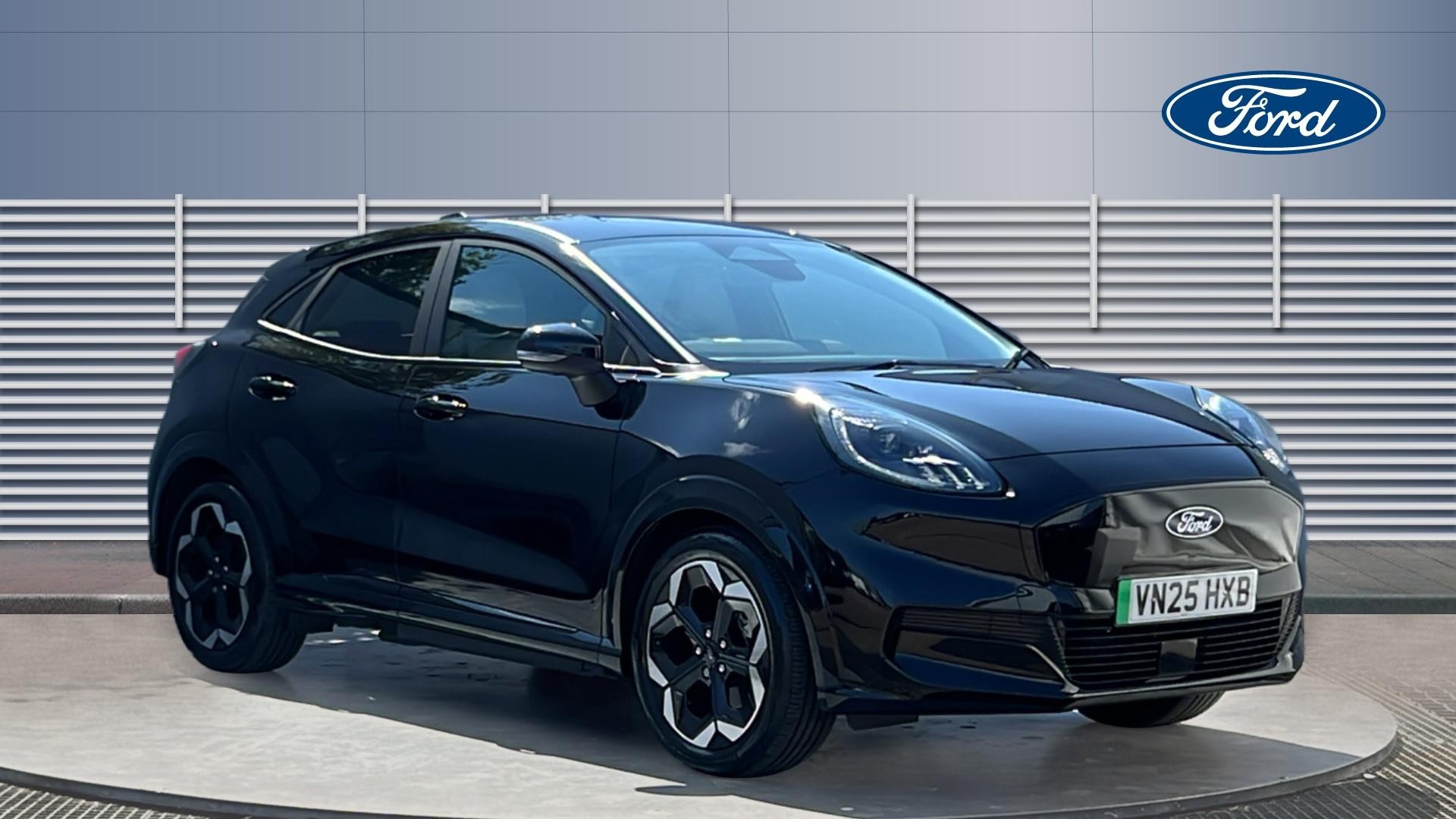 Ford Puma listing photo