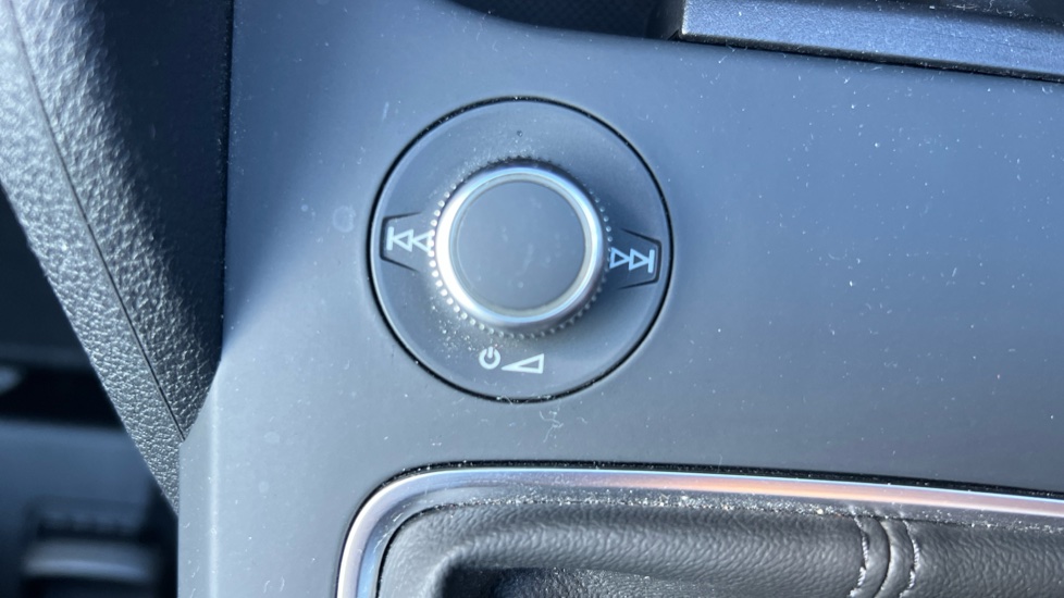 Audi Q2 30 TFSI Sport 5dr Petrol Estate - Image 33