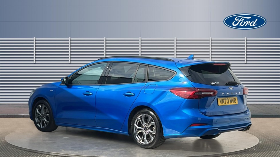 Ford Focus 1.0 EcoBoost ST-Line 5dr Petrol Estate - Image 2