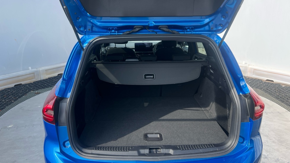 Ford Focus 1.0 EcoBoost ST-Line 5dr Petrol Estate - Image 4