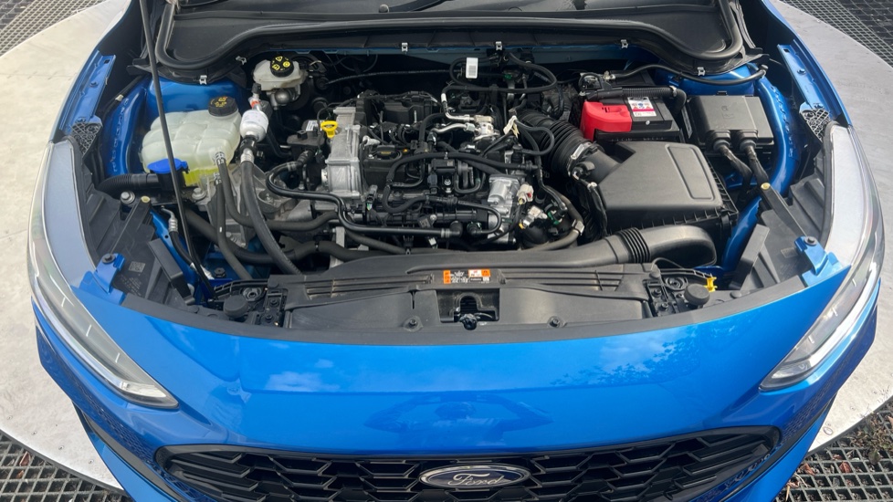 Ford Focus 1.0 EcoBoost ST-Line 5dr Petrol Estate - Image 8