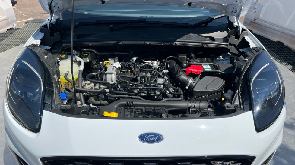 Ford Puma 1.0 EcoBoost Hybrid mHEV 155 ST-Line 5dr Petrol Hatchback - Image 8
