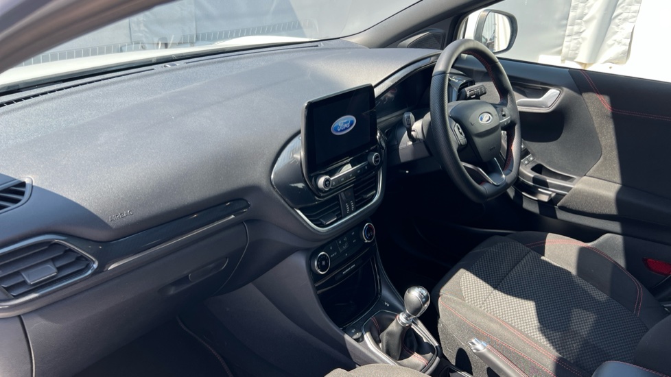 Ford Puma 1.0 EcoBoost Hybrid mHEV 155 ST-Line 5dr Petrol Hatchback - Image 9