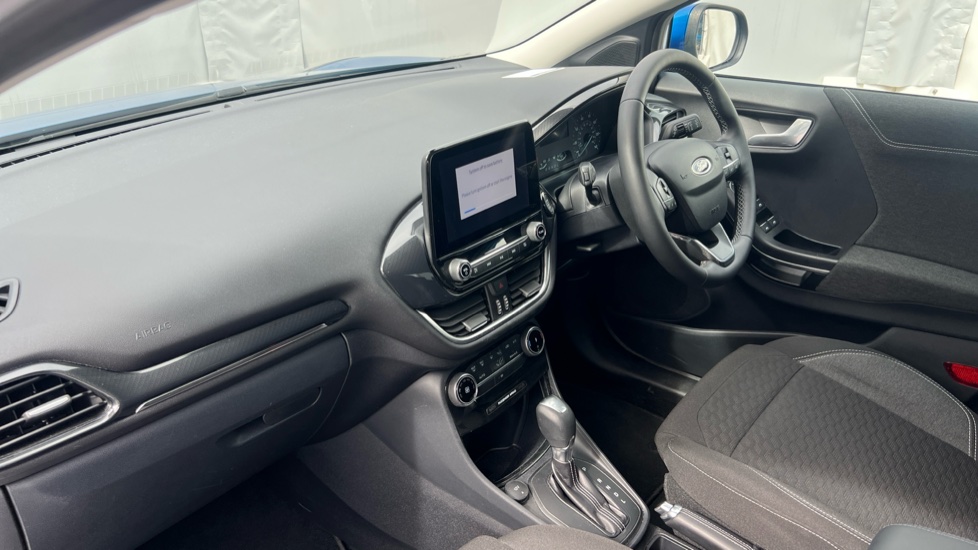Ford Puma 1.0 EcoBoost Hybrid mHEV Titanium 5dr DCT Petrol Hatchback - Image 9