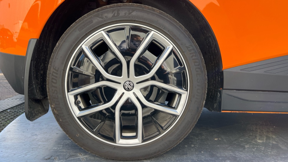 MG MG4 150kW Trophy EV Long Range 64kWh 5dr Auto Electric Hatchback - Image 7