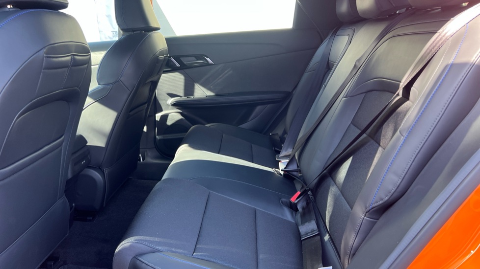 MG MG4 150kW Trophy EV Long Range 64kWh 5dr Auto Electric Hatchback - Image 16