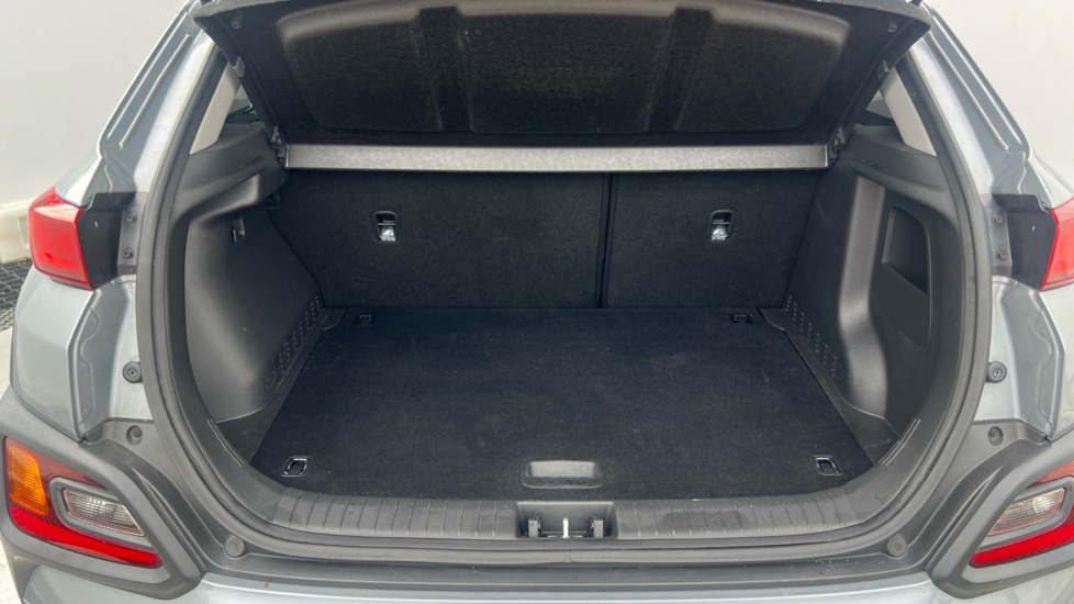 Hyundai KONA 1.0T GDi Play Edition 5dr Petrol Hatchback - Image 4