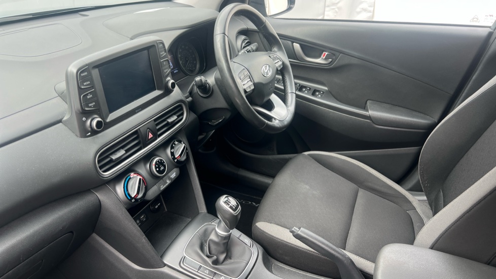 Hyundai KONA 1.0T GDi Play Edition 5dr Petrol Hatchback - Image 9