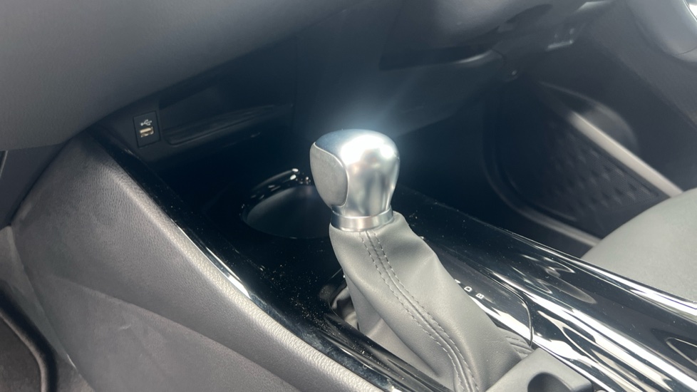 Toyota C-HR 1.8 Hybrid Excel 5dr CVT Hybrid Hatchback - Image 13