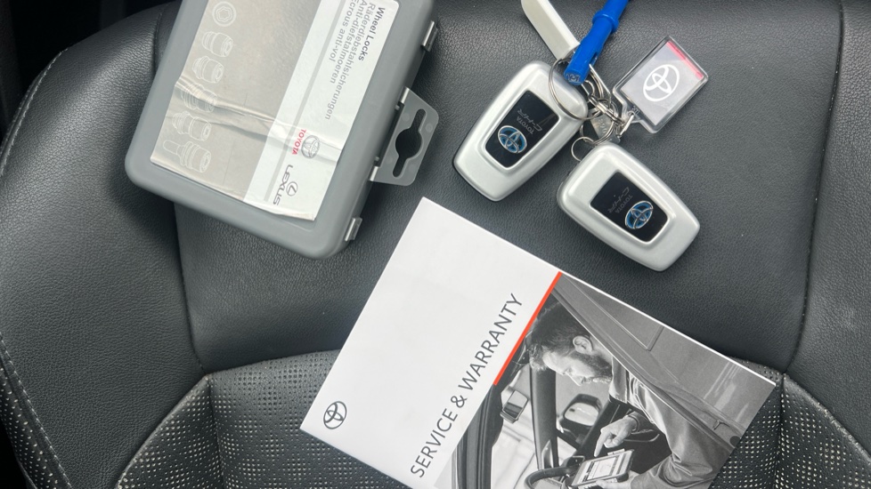 Toyota C-HR 1.8 Hybrid Excel 5dr CVT Hybrid Hatchback - Image 19