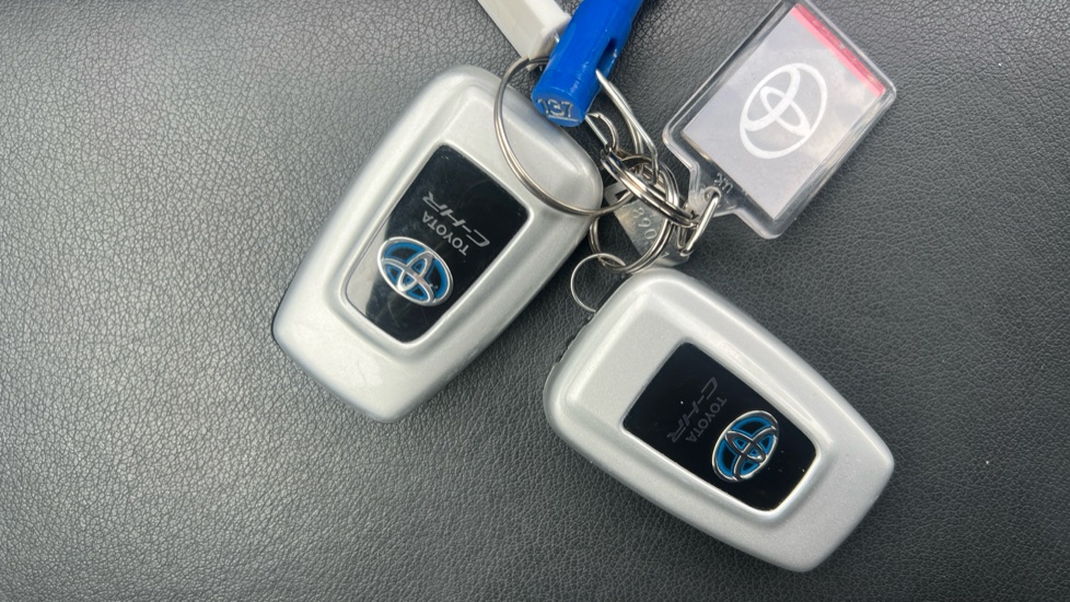 Toyota C-HR 1.8 Hybrid Excel 5dr CVT Hybrid Hatchback - Image 20